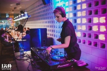 Алёна Максимова - Dj на праздник