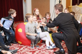 Максим - Шоу фокусников иллюзионистов