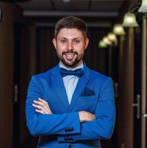 Александр - Один из самых популярных ведущих Киева, Александр 
Тысячи успешных мероприятий, шоу, свадеб и частн
