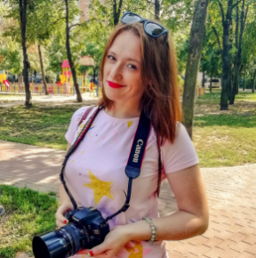 Татьяна - Привет, меня зовут Татьяна, я профессиональный фотограф в Киеве, приятно познакомиться!

Очень люб