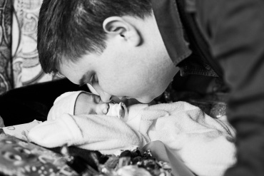 Василь Костяк - Выписка из роддома