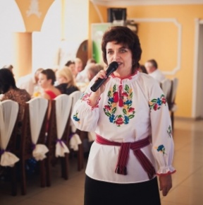 Оксана Тамада - Організатор весіль, ювілеїв, родинних свят.