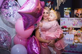 Олег  - Фотограф