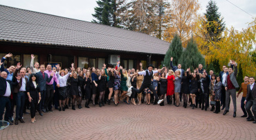 Максим - Team Building