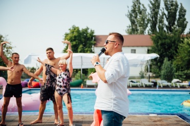Анатолий - Team Building