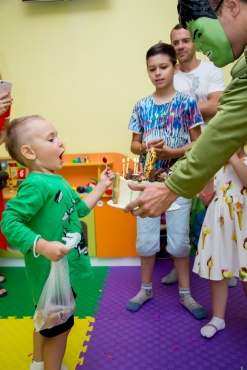 Игорь  - Съемка детского Дня Рождения