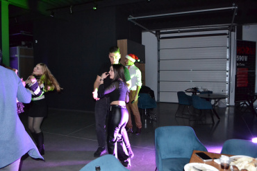 Володимир Коломійцев - Корпоратив