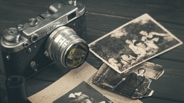 Длительность съемки час-полтора :
-10 фотографий в обработке
-оставшиеся фотографии проходят цветовую и тональную коррекцию без ретуши
-фотографии передаются при встрече или через файлообменный сервер в архиве
-все дополнительные материалы, фоны и тп - оплачиваются отдельно

Стоимость работы варьируется, в зависимости от технического задания на съемку!