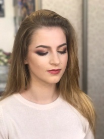 Karina Mereutsa - Визажисты