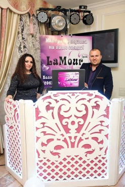 Музичний дует ЛяМур пропонує свої послуги на всі свята. Різноманітний репертуар, для любих вікових категорій у поєднанні з чудовими голосами зробить Ваше свято бомбезним, а чудовий звук та світлове шоу + дим придасть неймовірну атмосферу!