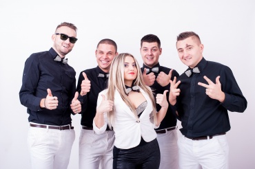 "100 хвилин" - Живая музыка