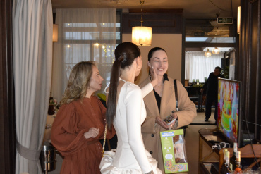 Володимир Коломійцев - Детский праздник