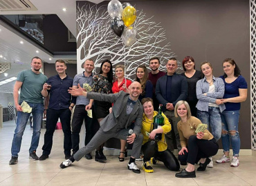 Максим - Team Building