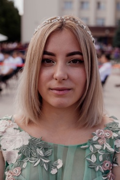 Лиза - Выпускной