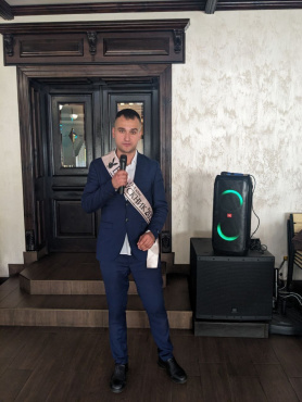 Володимир Коломійцев - Выпускной