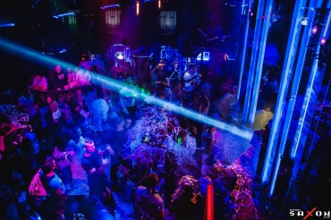 EGO Club Show

Эксклюзивное, театральное представление.

110 кг –  Высококачественной, специальной бумаги
10 кг –  конфетти
6– гигантских шаров
3 - гигантских пушки
1 -ультрафиолетовый прожектор
1 -дым машина
4 - шоумена в шикарных костюмах  
Театрализированная программа!
Транспортные расходы по городу.
