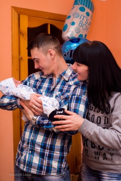 Леся  - Выписка из роддома