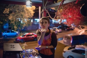 Алёна Максимова - Dj на праздник