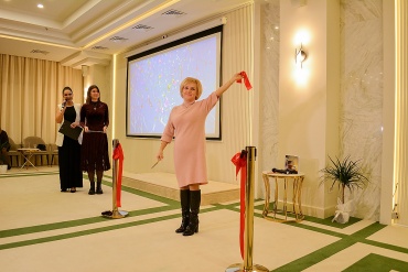 Приветствую Вас! Мне приятно, что Вам нравятся мои работы.
Репортажная съёмка.
● Обсуждение всех деталей с заказчиком. 
● Вам отдаю Весь отснятый материал ( В течение 1-2 дней)
●Сжатые сроки обработки,в течение 2-3 недель (после выбора фото)
●Обработка фото на Ваш выбор (цветокоррекция + ретушь)
